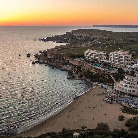 Appartamento Getawaysmalta - Harbour Lights Seafront 2-bedroom In St Paul's Bay