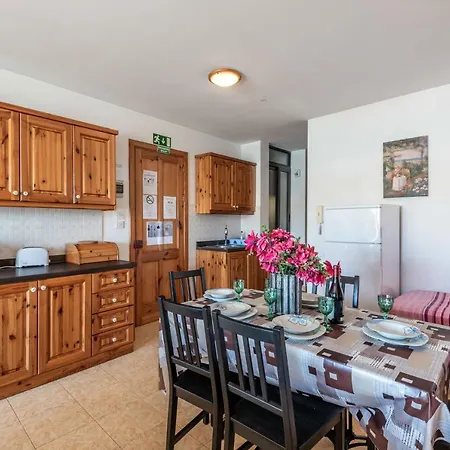 Getawaysmalta - Harbour Lights Seafront 2-bedroom In St Paul's Bay Apartment St. Paul's Bay