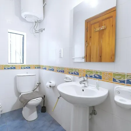Getawaysmalta - Harbour Lights Seafront 2-bedroom In St Paul's Bay *